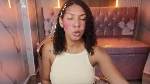 Snapshot of scarletth_b chatting on April 2026 03:13:01 AM Scarletth b online show from April 2026 03:13:01 AM