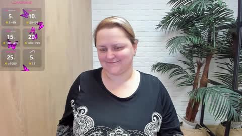 Scarlett online show from January 2025 11:56:02 AM