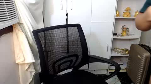 Queen Scarlet online show from January 2025 06:53:02 AM