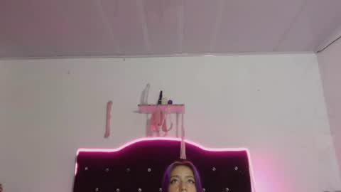 Snapshot of scarllett_bdsm chatting on June 2026 12:43:02 AM Scarllett online show from June 2026 12:43:02 AM