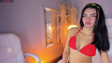 Snapshot of scarrlethx chatting on May 2026 05:17:02 PM Scarrlethx online show from May 2026 05:17:02 PM