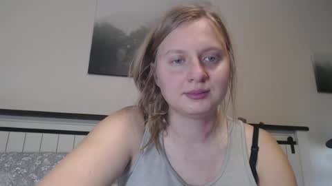 Snapshot of scartit chatting on June 2026 08:14:01 PM ScarTit Bernhard online show from June 2026 08:14:01 PM
