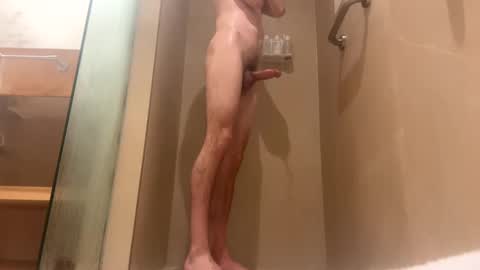 Snapshot of scb894682 chatting on December 2024 10:26:01 PM Skinny College Boy online show from December 2024 10:26:01 PM