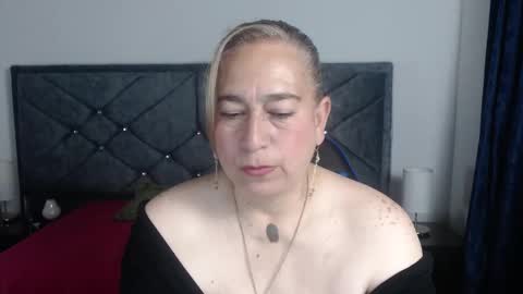 Snapshot of sccarlet_rose22 chatting on November 2025 02:04:01 PM Sccarlet online show from November 2025 02:04:01 PM