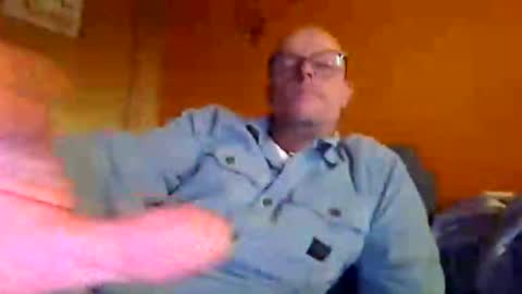 Snapshot of schmuhbaer1 chatting on October 2025 03:01:02 PM schmuhbaer1 online show from October 2025 03:01:02 PM
