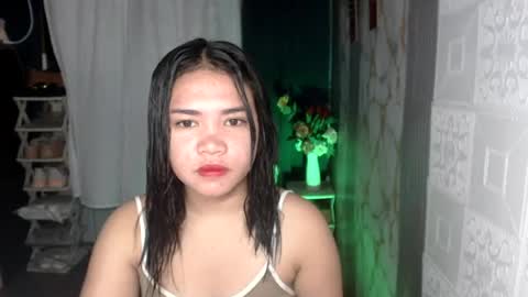 Snapshot of school_babe19 chatting on July 2026 01:33:01 AM school_babe19 online show from July 2026 01:33:01 AM