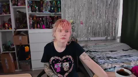 Rina online show from March 2026 07:03:01 AM