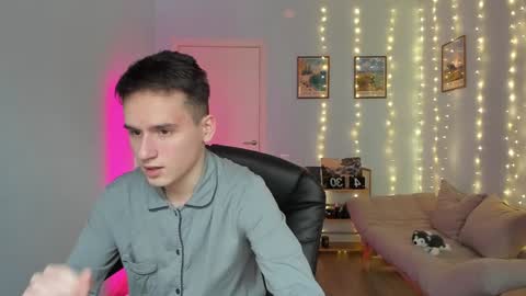 Thomas brunette and Alex blond online show from January 2025 11:29:02 AM