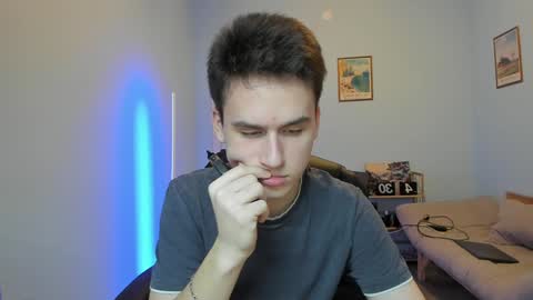 Thomas brunette and Alex blond online show from January 2025 08:57:02 AM