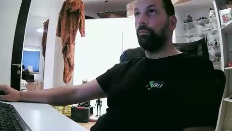 Snapshot of scorpion_cock chatting on November 2025 01:18:02 PM scorpion_cock online show from November 2025 01:18:02 PM