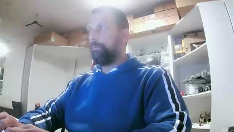 Snapshot of scorpion_cock chatting on January 2026 09:18:01 PM scorpion_cock online show from January 2026 09:18:01 PM