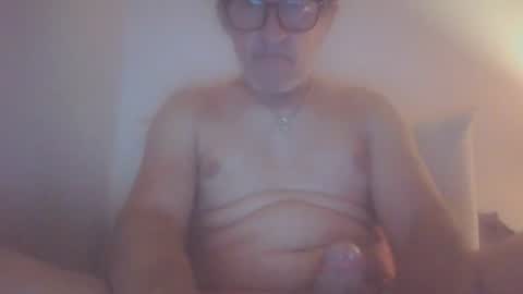 Snapshot of scotchwhieskie chatting on July 2026 10:49:02 PM scotchwhieskie online show from July 2026 10:49:02 PM