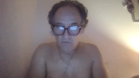 Snapshot of scotchwhieskie chatting on July 2026 11:19:02 PM scotchwhieskie online show from July 2026 11:19:02 PM