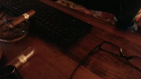 Snapshot of scott1usa chatting on February 2025 02:06:01 AM scott1usa online show from February 2025 02:06:01 AM