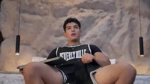 Andrew Flintt online show from February 2026 04:09:02 AM