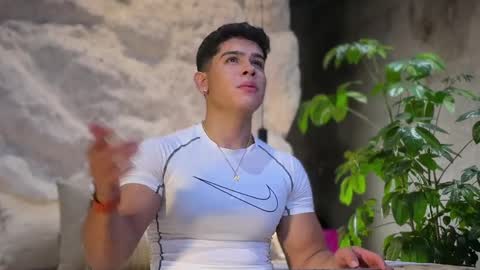 Andrew Flintt online show from April 2026 01:32:01 AM