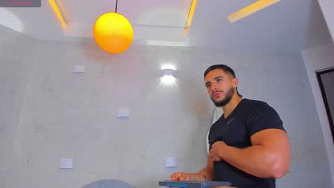 Scottfischer  online show from February 2026 07:11:01 PM