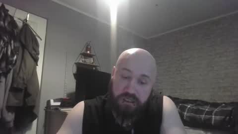 Snapshot of scottish_alien chatting on April 2026 07:08:01 AM Richard James online show from April 2026 07:08:01 AM