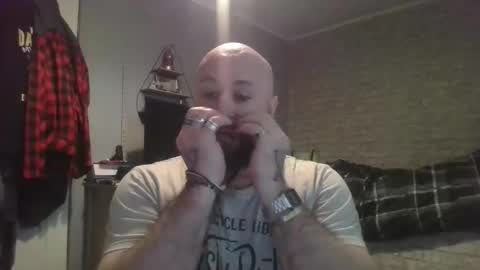 Snapshot of scottish_alien chatting on April 2026 09:15:01 AM Richard James online show from April 2026 09:15:01 AM