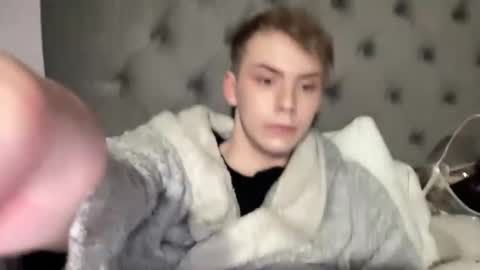 danny online show from December 2024 01:07:01 AM