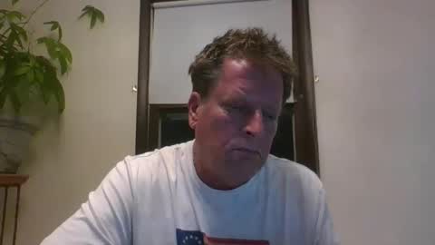 scottpbi52 online show from December 2024 11:17:01 PM