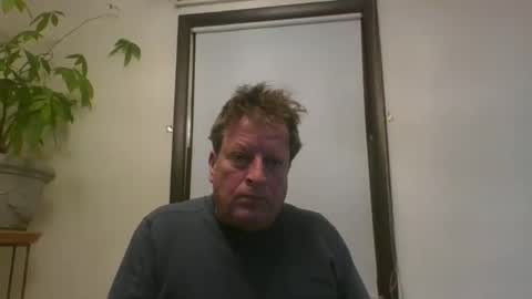 scottpbi52 online show from January 2025 05:05:01 AM