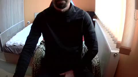 scotty_98 online show from December 2024 01:49:01 PM