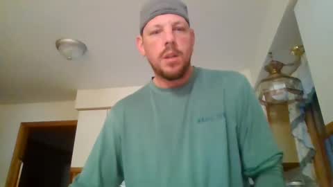 scottydoesntknow0 online show from December 2024 10:11:02 PM