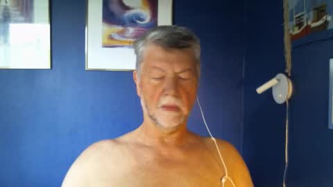 scottyen12 online show from May 2026 06:05:01 PM