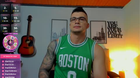 Sean Carrera online show from December 2024 01:34:02 PM