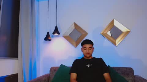 Snapshot of seanstonee chatting on March 2026 11:49:02 PM Sean online show from March 2026 11:49:02 PM