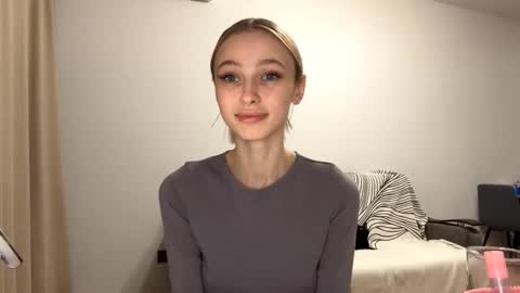 Kate online show from March 2026 08:44:01 PM