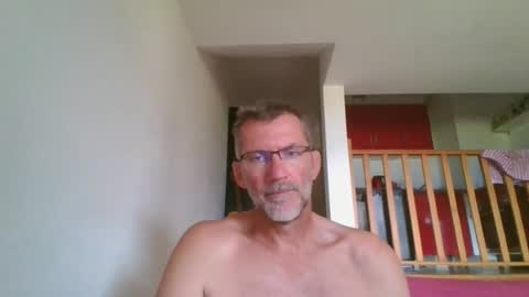Snapshot of seb846894 chatting on July 2026 07:57:01 AM seb846894 online show from July 2026 07:57:01 AM