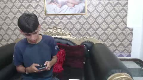 Snapshot of sebas_cat chatting on September 2025 10:36:01 PM Sebastian Alvarez online show from September 2025 10:36:01 PM