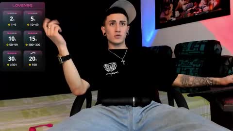 Sebastian online show from November 2025 12:32:01 AM