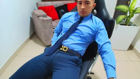 juan  sebastian online show from March 2025 12:12:02 PM