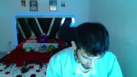 Sebas online show from May 2026 10:27:01 PM