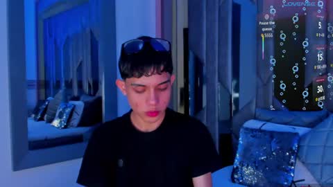 Snapshot of sebax_00 chatting on June 2026 04:22:02 AM Sebastian online show from June 2026 04:22:02 AM