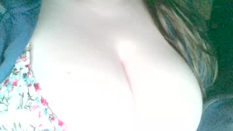 Snapshot of secret18slaveanon chatting on February 2025 12:27:02 PM Sunny online show from February 2025 12:27:02 PM