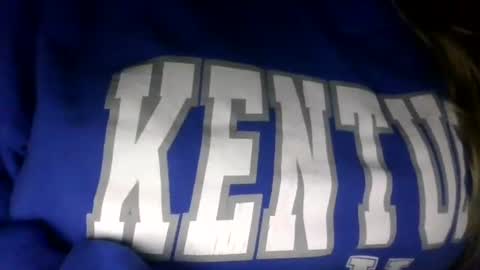 Snapshot of secret18slaveanon chatting on October 2025 11:49:01 PM Sunny online show from October 2025 11:49:01 PM