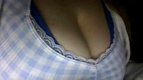 Snapshot of secret18slaveanon chatting on November 2025 01:54:02 PM Sunny online show from November 2025 01:54:02 PM