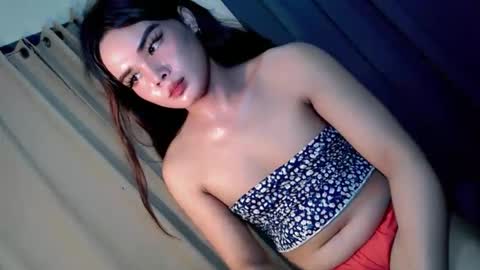 kwen online show from October 2025 02:50:01 PM