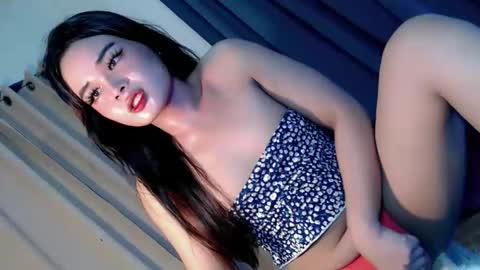 kwen online show from October 2025 06:38:01 AM