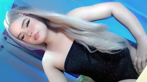 kwen online show from March 2026 03:38:02 PM