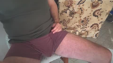 secret_neighbor_ online show from April 2026 11:37:01 AM