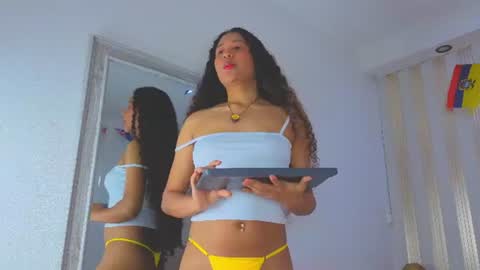 Snapshot of secretestrella chatting on June 2026 03:00:01 AM secretestrell online show from June 2026 03:00:01 AM