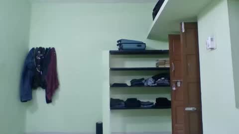 secretly_sensual online show from September 2025 04:56:01 AM