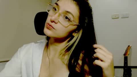 Maria online show from December 2024 03:05:02 AM