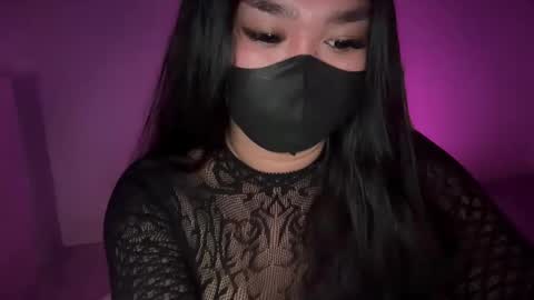 Athena online show from November 2025 04:27:01 PM