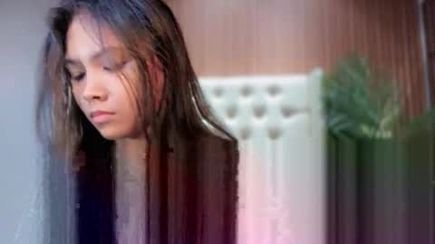 Snapshot of seductive_elle chatting on May 2026 05:07:02 PM ellie online show from May 2026 05:07:02 PM